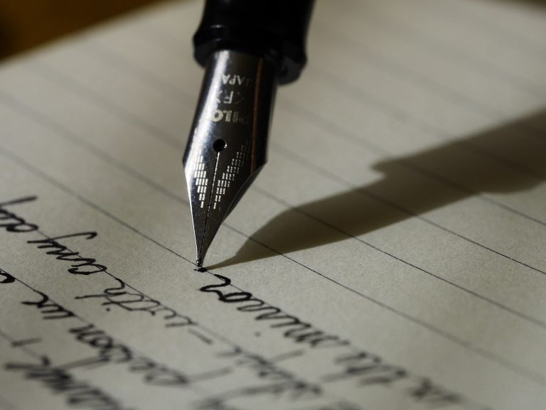 Rédiger les textes de son site web : une méthode simple pour convaincre vos clients